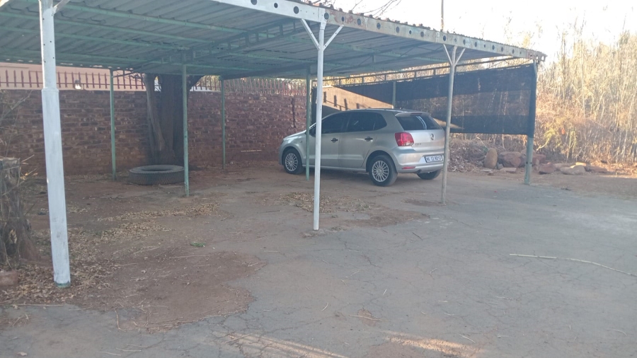 9 Bedroom Property for Sale in Christiana North West